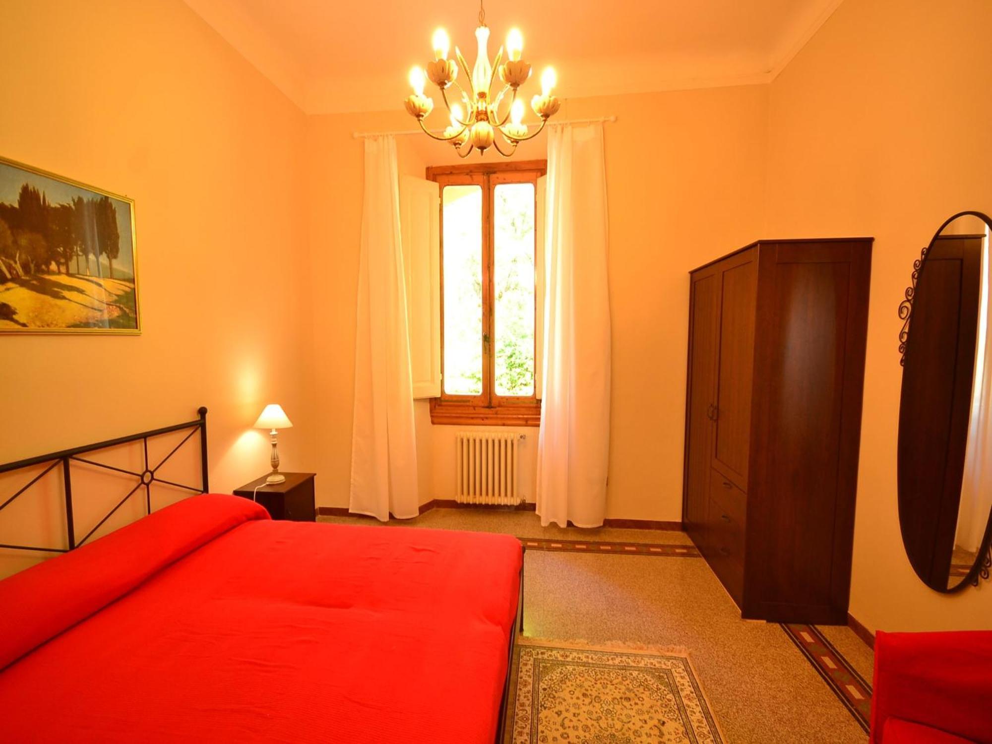 Lovely Holiday Home In Montefiridolfi With Hill View Exterior photo